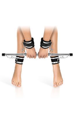 Фиксатор для рук и ног Fetish Tentation Submission bar with 4 cuffs