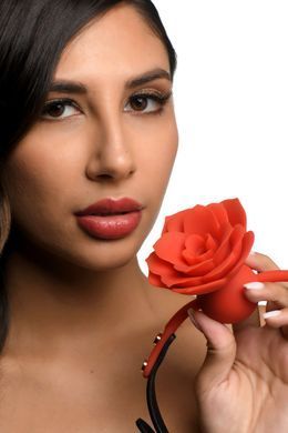 Силиконовый кляп с розой Master Series: Blossom Silicone Rose Gag &ndash; Red