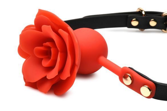 Силиконовый кляп с розой Master Series: Blossom Silicone Rose Gag &ndash; Red
