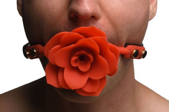 Силиконовый кляп с розой Master Series: Blossom Silicone Rose Gag &ndash; Red
