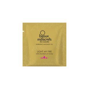 Пробник массажного масла Bijoux Indiscrets Light my Fire &ndash; Wild Strawberry & Honey (2 мл)