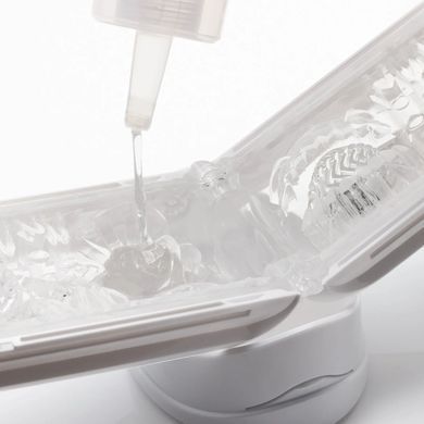 Лубрикант стандартной консистенции Tenga Lotion Regular (170 мл) на водной основе, универсальный